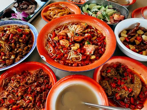 南昌餐飲正當(dāng)時(shí) 贛菜邁向連鎖化與品牌化的新篇章